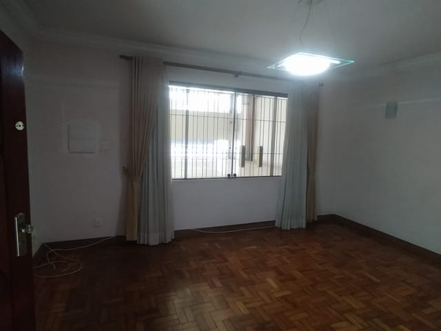 Sobrado com 180m² 2 quartos e 2 banheiros, à venda, no bairro Jardim da Glória em São Paulo