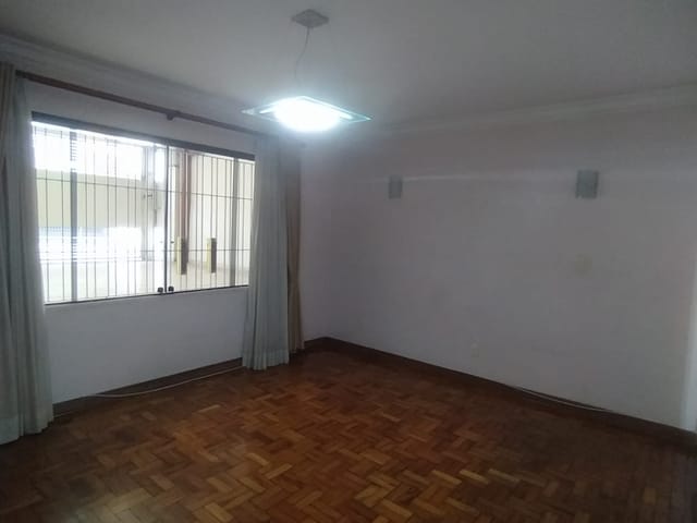 Sobrado com 180m² 2 quartos e 2 banheiros, à venda, no bairro Jardim da Glória em São Paulo