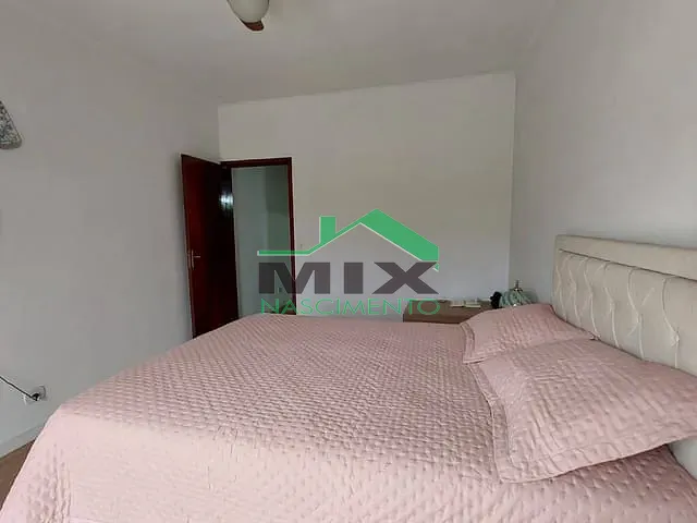 Sobrado com 283m² 3 quartos e 2 banheiros, à venda, no bairro Taboão em São Bernardo do Campo