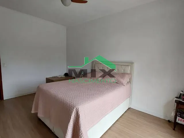 Sobrado com 283m² 3 quartos e 2 banheiros, à venda, no bairro Taboão em São Bernardo do Campo