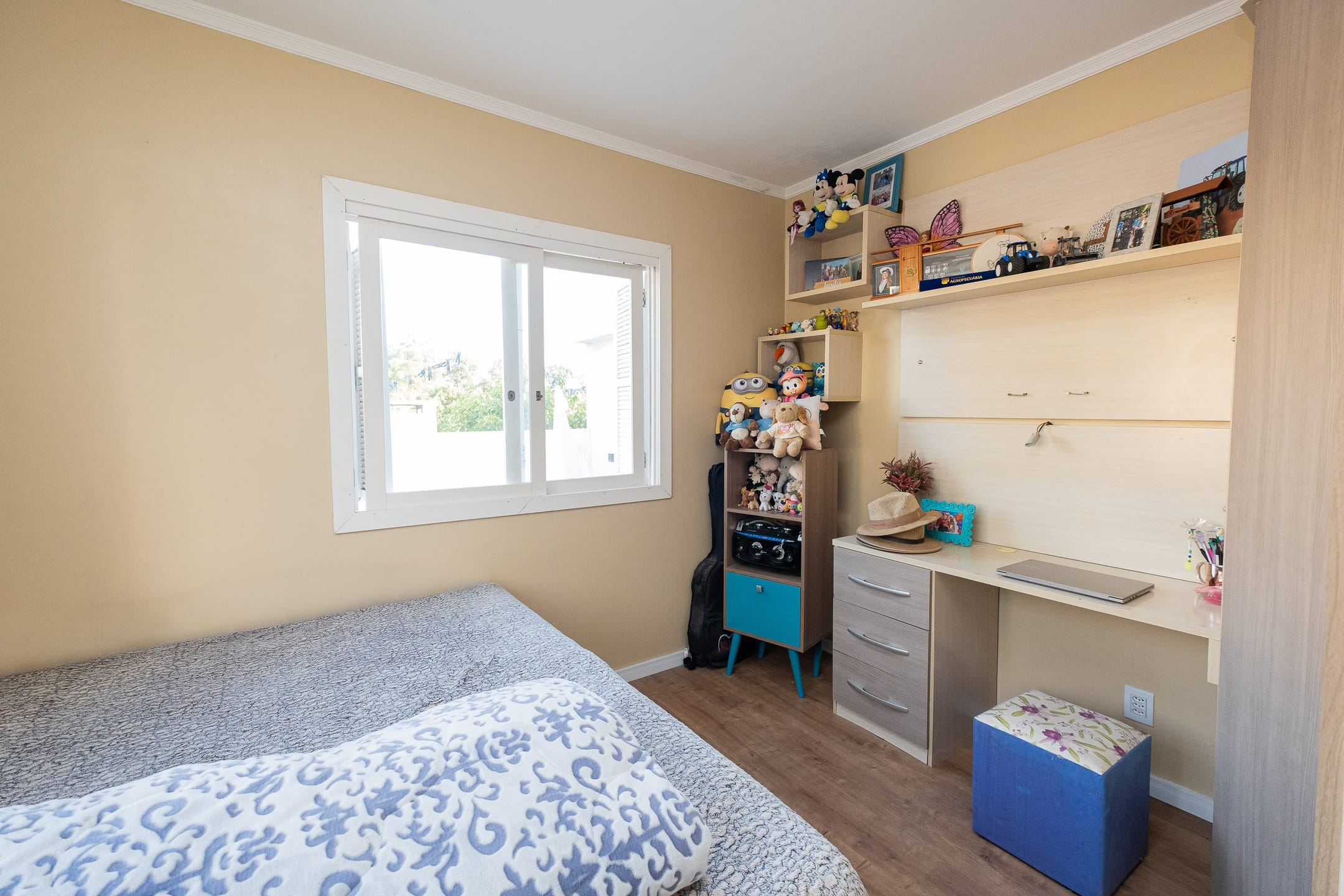 Casa à venda nas Três Vendas, Pelotas -  192 m², 3 quartos (sendo 1 suíte), móveis planejados, ampla área 
gourmet e com placas solares. - 13