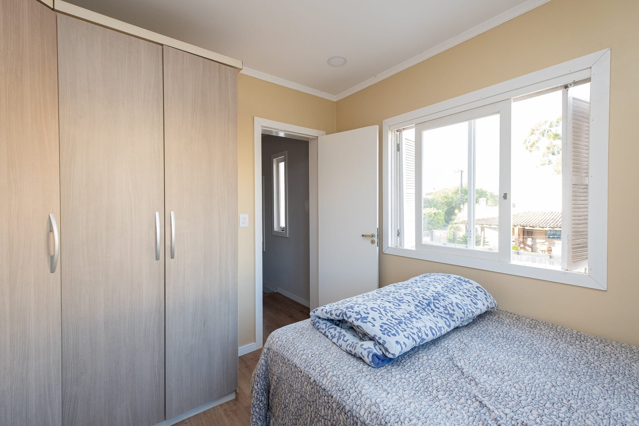 Casa à venda nas Três Vendas, Pelotas -  192 m², 3 quartos (sendo 1 suíte), móveis planejados, ampla área 
gourmet e com placas solares. - 14