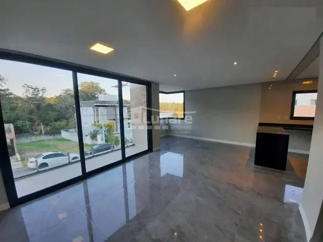Sobrado com 250m² 3 quartos e 3 banheiros, à venda, no bairro Fazenda Rodeio em Mogi das Cruzes