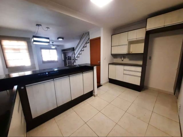 Foto do Sobrado - Sobrado à venda 3 Quartos, 1 Suite, 97.1M², Jardim Barbacena, Cotia - SP | Collina Imóveis