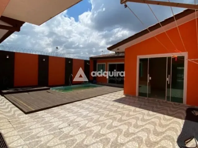 Sobrado com 251m² 2 quartos e 3 banheiros, à venda, no bairro Cará-cará em Ponta Grossa