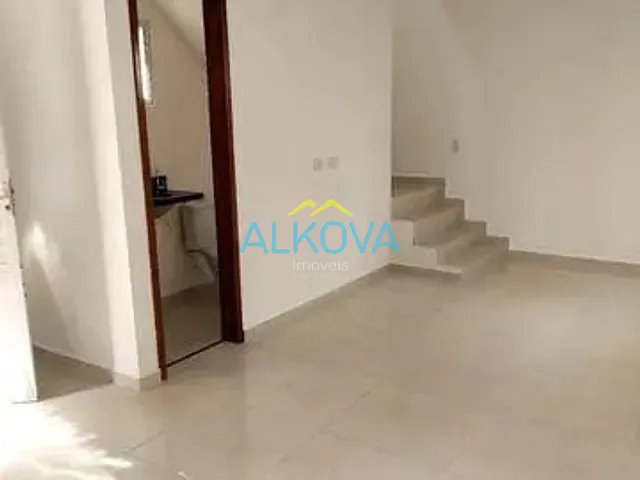 Sobrado com 53m² 2 quartos e 2 banheiros, à venda, no bairro Chácaras Araújo I em São José dos Campos