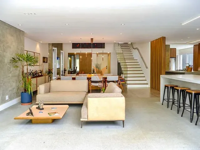 Sobrado com 850m² 3 quartos e 6 banheiros, à venda, no bairro Chácara São Carlos em Cotia