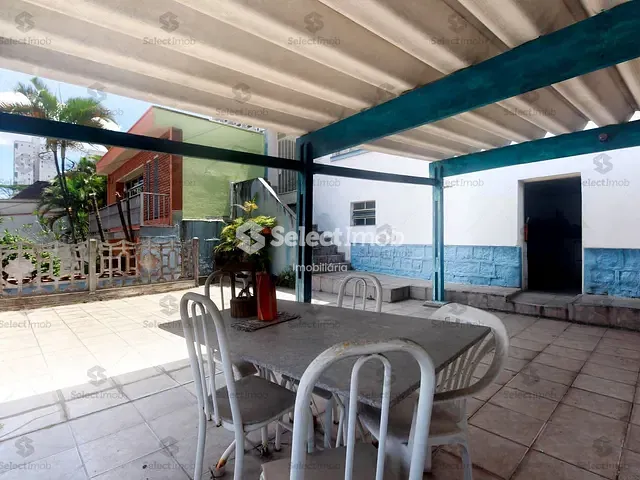 Casa com 200m² 2 quartos e 1 banheiro, à venda, no bairro Vila Bocaina em Mauá