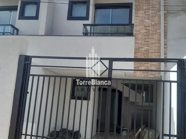 Sobrado 2 quartos e 1 banheiro, à venda, no bairro Estrela em Ponta Grossa