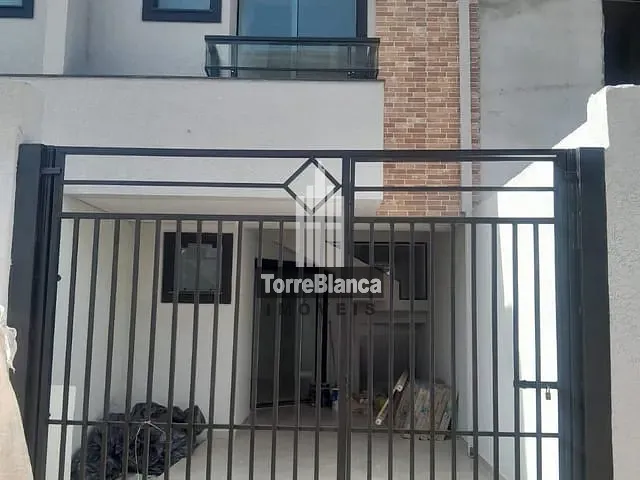 Sobrado 2 quartos e 1 banheiro, à venda, no bairro Estrela em Ponta Grossa