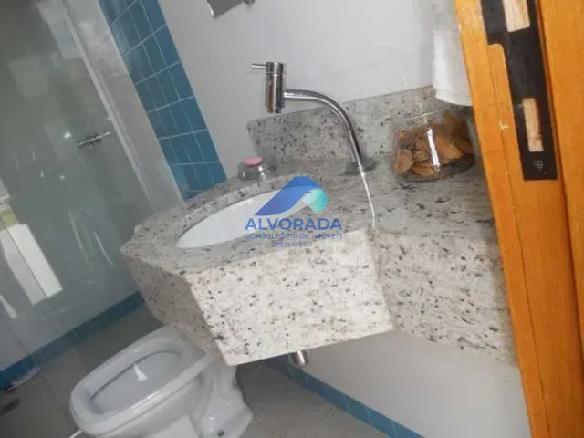 Sobrado com 550m² 5 quartos e 5 banheiros, à venda, no bairro Urbanova em São José dos Campos