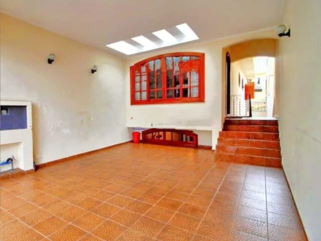 Foto do Sobrado - 🏡 Sobrado 221m² com 4 dormitórios, quintal, churrasqueira e 2 vagas à venda no Bairro Jardim em Santo André | Mix Nascimento