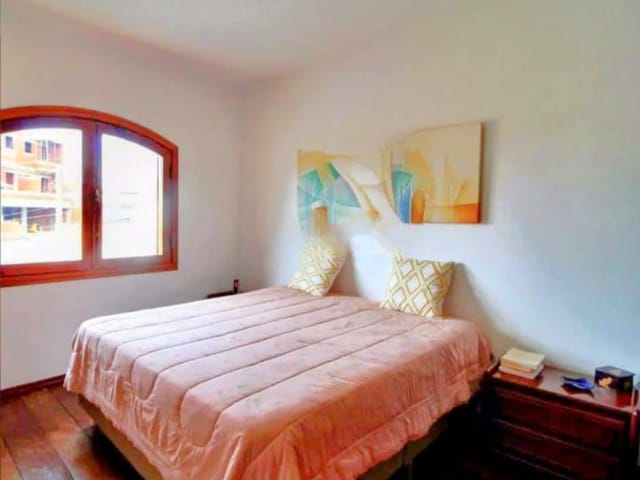 Foto do Sobrado - 🏡 Sobrado 221m² com 4 dormitórios, quintal, churrasqueira e 2 vagas à venda no Bairro Jardim em Santo André | Mix Nascimento