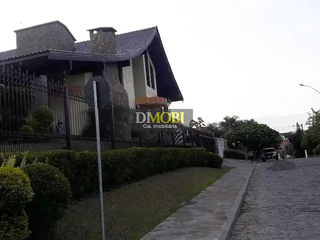 Sobrado com 1030m² 4 quartos e 7 banheiros, para alugar, no bairro Dom Feliciano em Gravataí