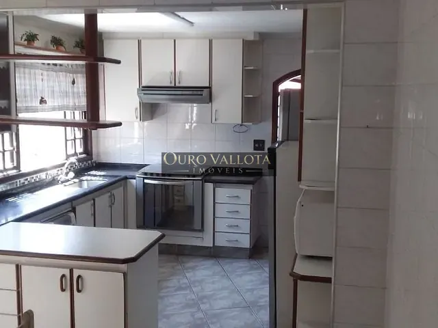 Sobrado com 174m² 3 quartos e 2 banheiros, à venda, no bairro Parque Boturussu em São Paulo