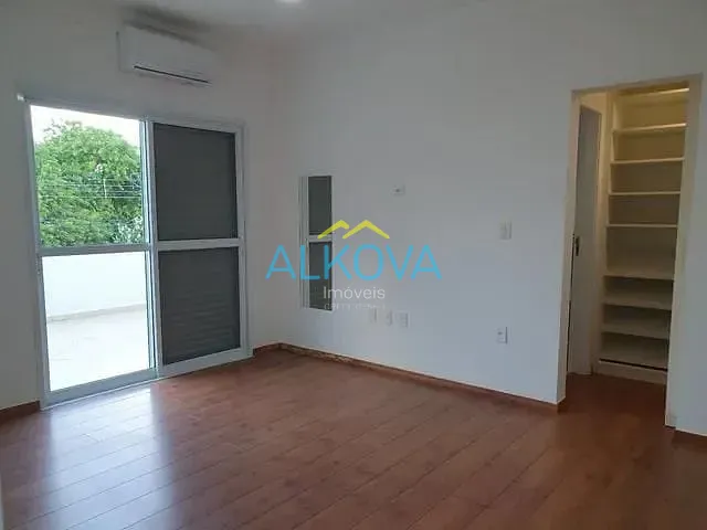 Sobrado com 450m² 4 quartos e 6 banheiros, à venda ou para alugar, no bairro Jardim Esplanada do Sol em São José dos Campos