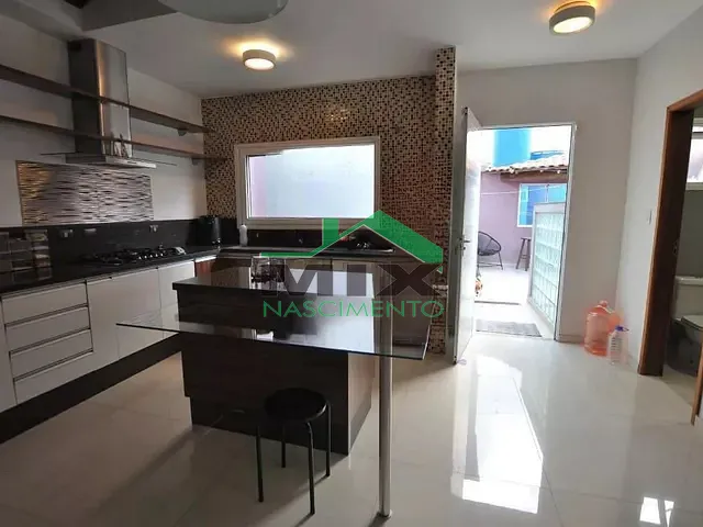 Sobrado 3 quartos e 5 banheiros, à venda, no bairro Saúde em São Paulo