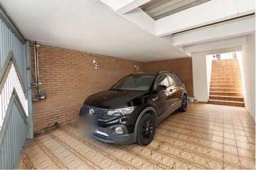 Sobrado para venda em Parque São Domingos com 3 quartos, sendo 1 suíte, 197m²