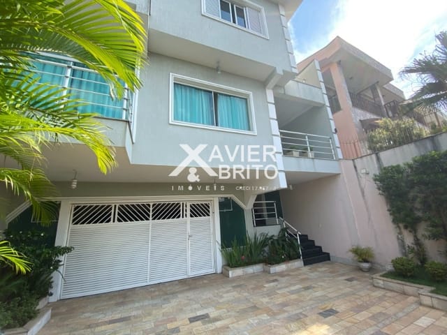 Foto do Sobrado - Sobrado à venda 3 Quartos, 3 Suites, 7 Vagas, 300M², Jardim Brasilia (Zona Leste), Permuta | Imobiliária Xavier e Brito