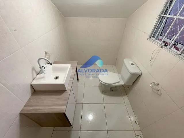 Sobrado com 450m² 4 quartos e 1 banheiro, para alugar, no bairro Jardim Alvorada em São José dos Campos