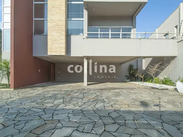 Sobrado com 1173m² 3 quartos e 5 banheiros, à venda, no bairro Jardim Passargada I em Cotia