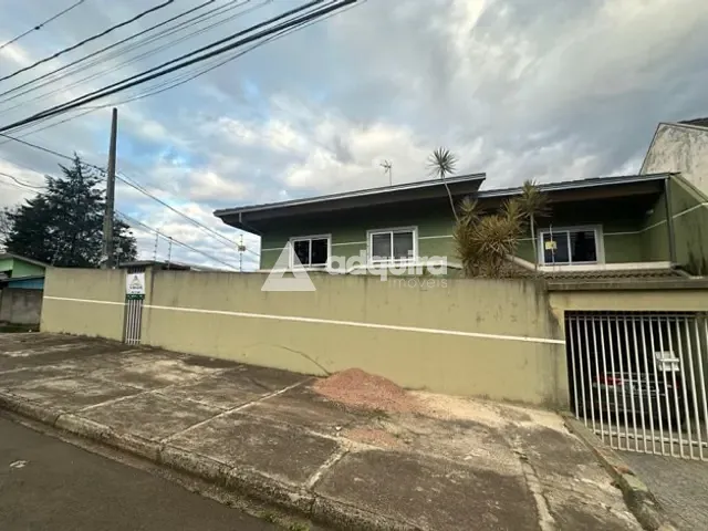 Sobrado com 378m² 3 quartos e 3 banheiros, à venda, no bairro Oficinas em Ponta Grossa