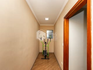 Foto do Sobrado-Sobrado para venda em Jardim Cidália com 4 quartos, sendo 1 suíte, 181m²