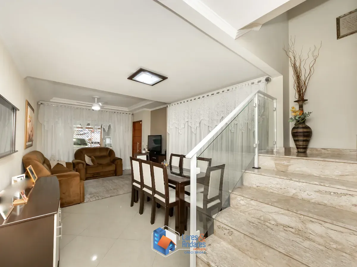 Sobrado, 4 quartos, 181 m² - Foto 1