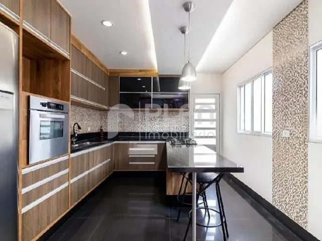 Sobrado 3 quartos e 5 banheiros, à venda, no bairro Vila Mariza Mazzei em São Paulo