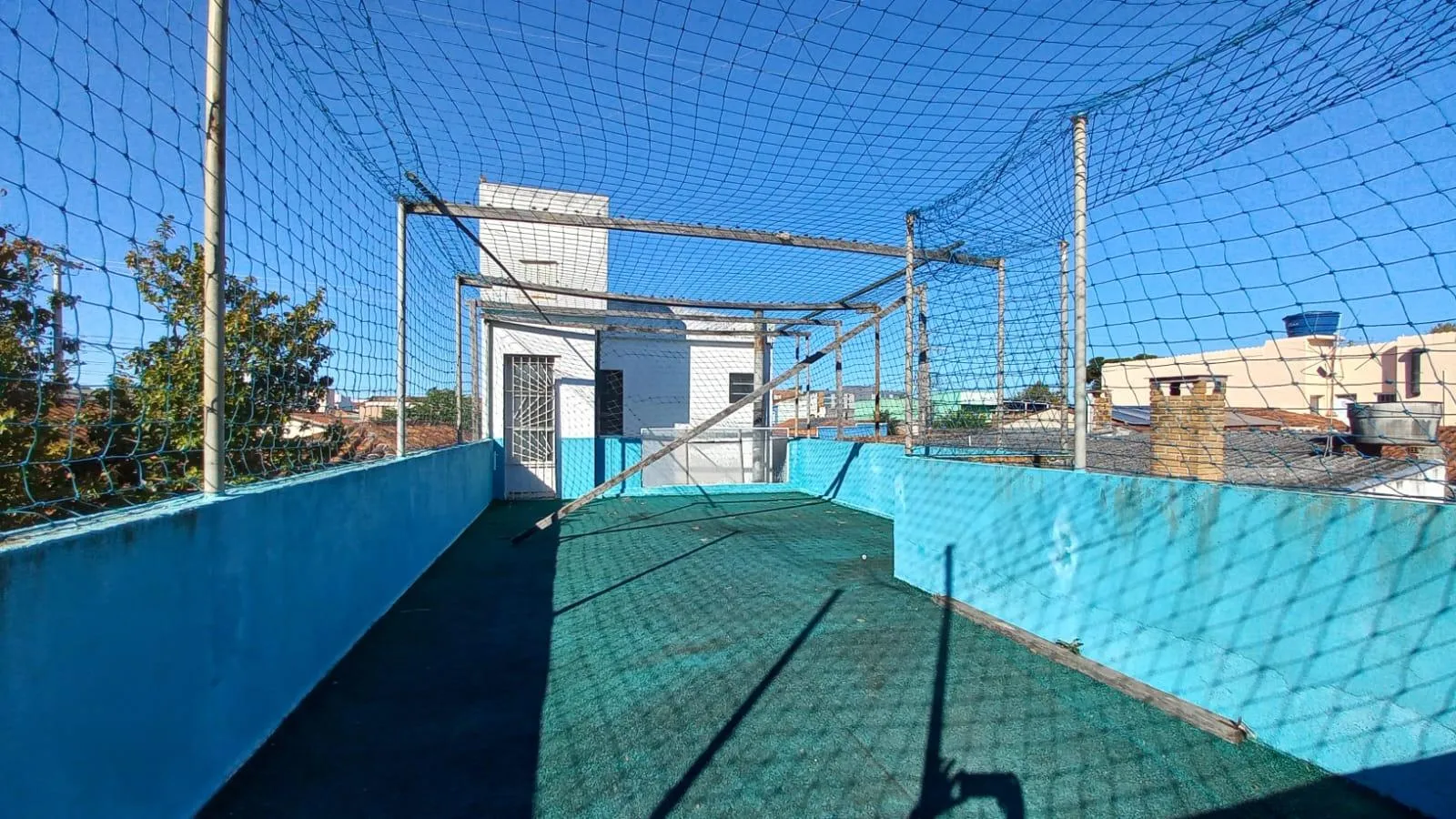 Casa à venda nas Três Vendas, Pelotas - 160 m², 3 quartos, cozinha planejada, churrasqueira e amplo terraço. - 14