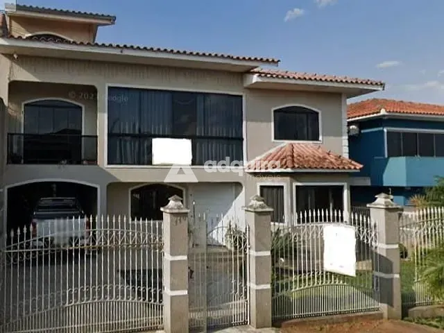 Sobrado 4 quartos e 3 banheiros, à venda, no bairro Boa Vista em Ponta Grossa