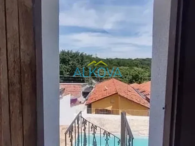 Sobrado com 394m² 5 quartos e 3 banheiros, à venda, no bairro Bosque dos Eucaliptos em São José dos Campos