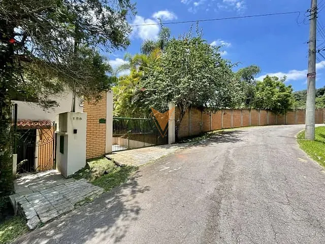 Casa com 1635m² 7 quartos e 6 banheiros, à venda, no bairro Jardim Santa Paula em Cotia