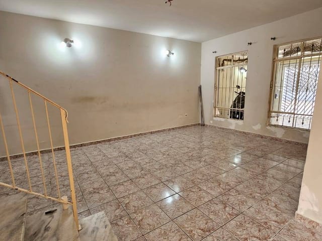 Foto do Sobrado - OPORTUNIDADE SOBRADO Á VENDA 160m² ÁREA CONSTRUÍDA - 3 DORMITÓRIOS - VAGA - CHURRASQUEIRA - ÓTIMA LOCALIZAÇÃO - JD VL FORMOSA - SÃO PAULO - SP | Rocha Marqueze Imóveis