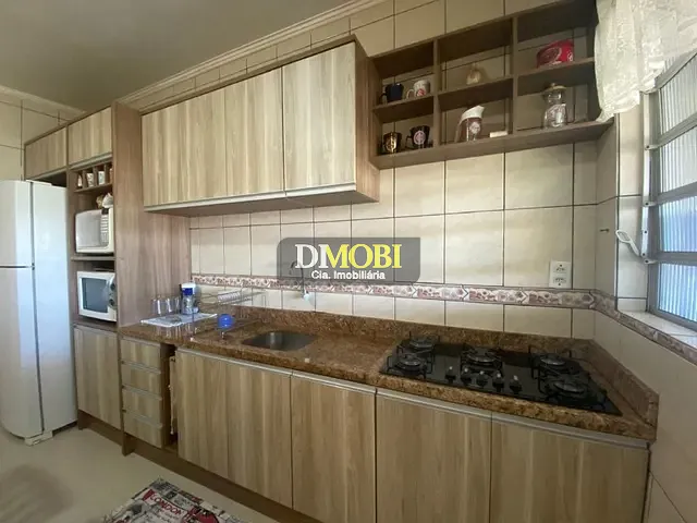 Sobrado com 370m² 3 quartos e 1 banheiro, à venda, no bairro Jardim do Bosque em Cachoeirinha