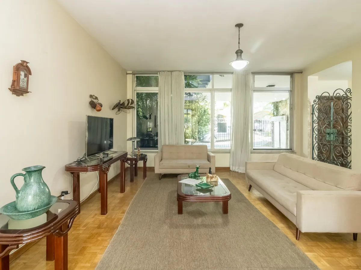 Sobrado para venda em Vila Madalena com 3 quartos, sendo 1 suíte, 293m²