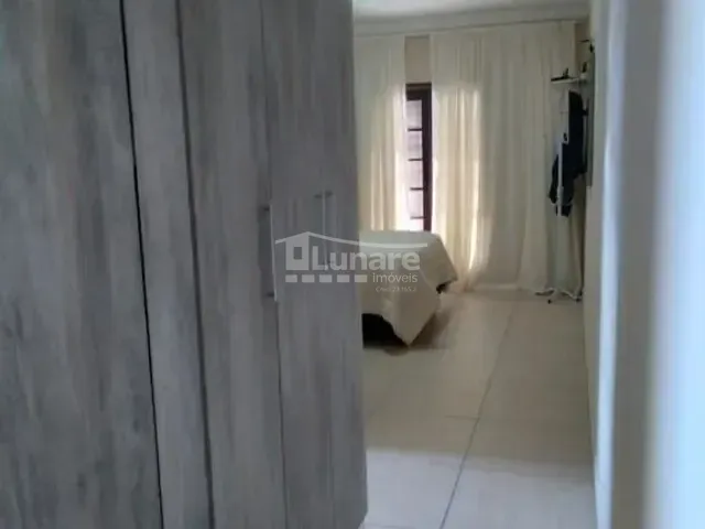 Sobrado com 125m² 3 quartos e 2 banheiros, à venda, no bairro Loteamento Alvorada em Mogi das Cruzes