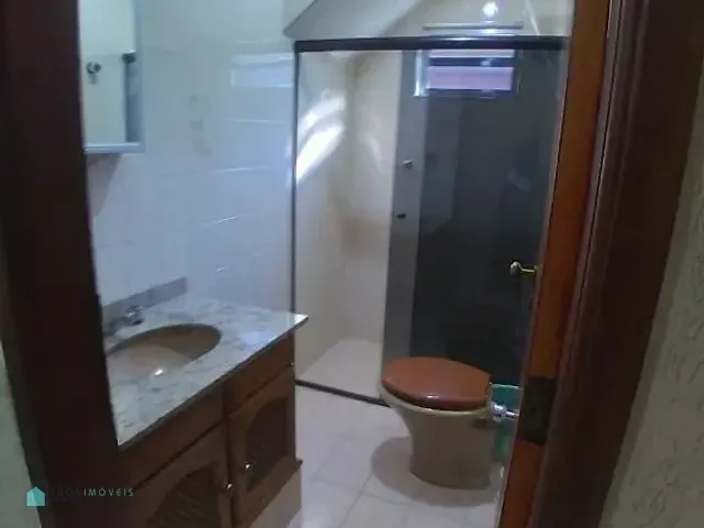 Sobrado com 60m² 4 quartos e 3 banheiros, à venda, no bairro Vila Serralheiro em São Paulo