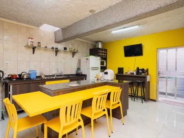 Sobrado com 116m² 2 quartos e 1 banheiro, à venda, no bairro Areal em Pelotas