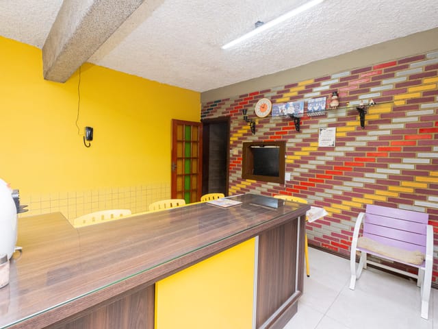 Sobrado com 116m² 2 quartos e 1 banheiro, à venda, no bairro Areal em Pelotas