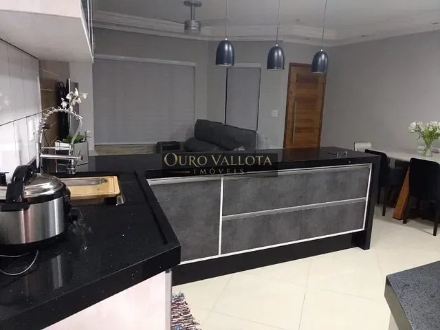 Sobrado com 245m² 3 quartos e 3 banheiros, à venda, no bairro Vila Tolstoi em São Paulo