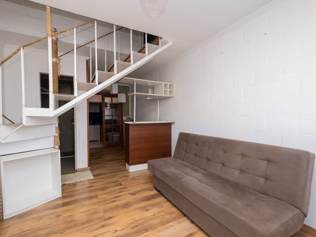 Sobrado com 64m² 2 quartos e 1 banheiro, para alugar, no bairro Areal em Pelotas