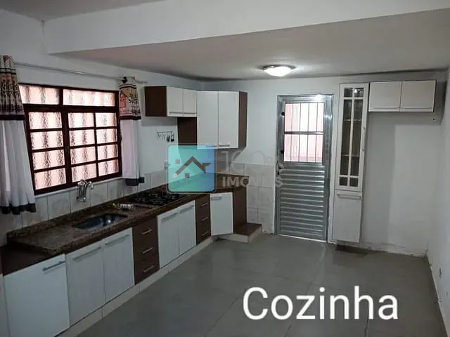 Sobrado com 200m² 5 quartos e 3 banheiros, à venda, no bairro Jardim das Industrias em São José dos Campos