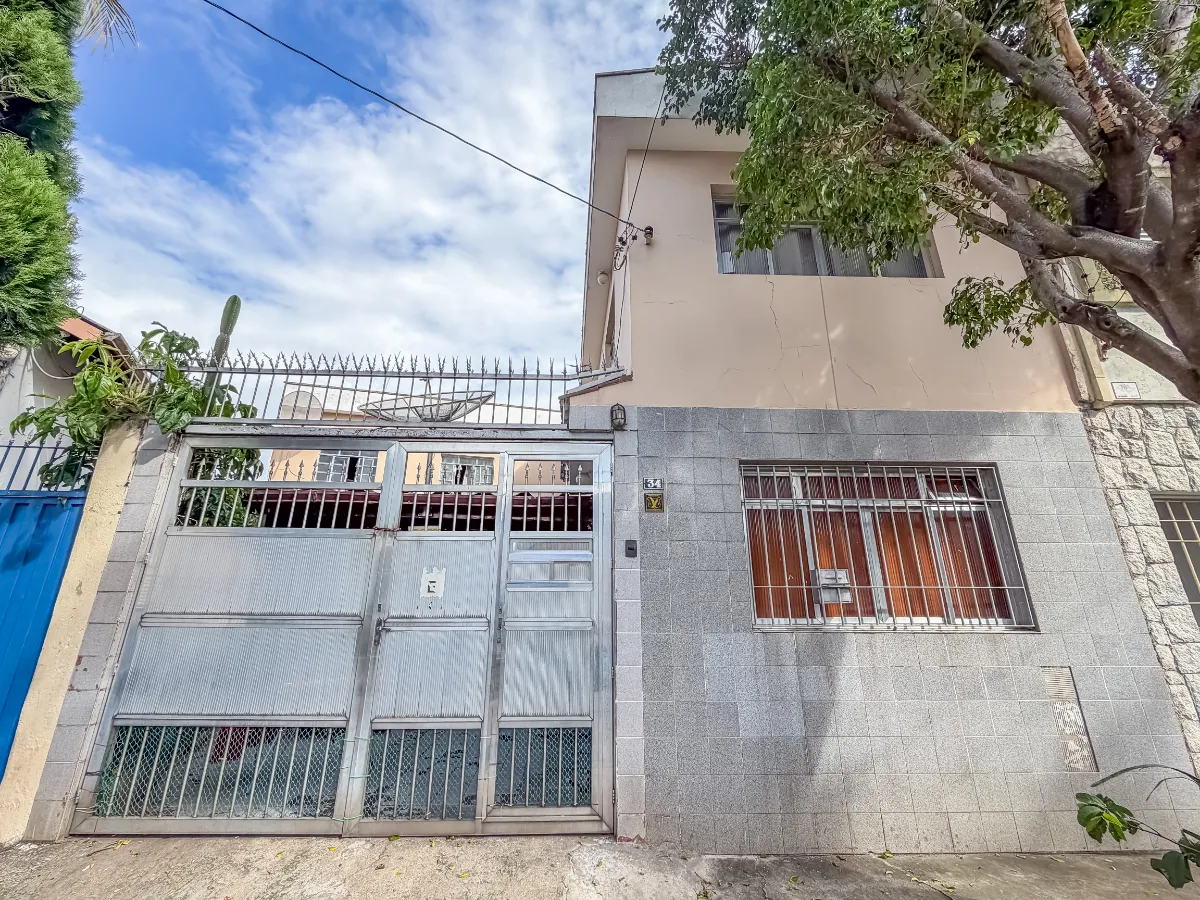 Sobrado para venda em Lapa com 5 quartos, 160m²