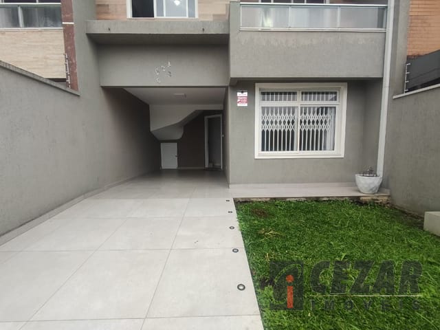 Sobrado 3 quartos e 2 banheiros, à venda, no bairro Bairro Alto em Curitiba