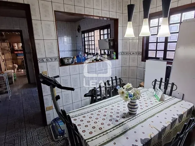 Sobrado com 122m² 3 quartos e 3 banheiros, à venda, no bairro Parque Arariba em São Paulo