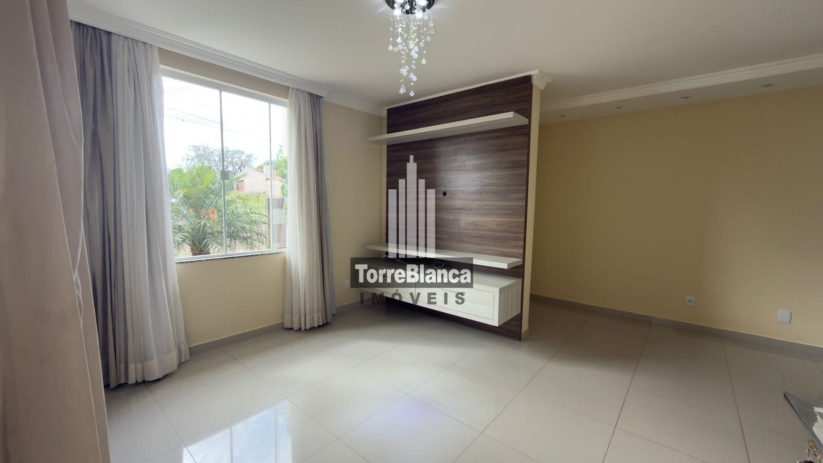 Sobrado, 3 quartos, 254 m² - Foto 2