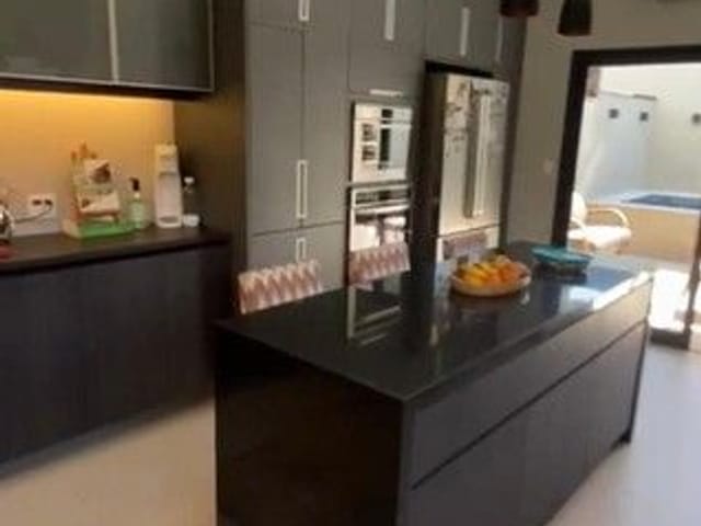 Foto do Sobrado - Sobrado com 3 dormitórios à venda, 200 m² por R$ 957.500,00 - Jardim das Indústrias - São José dos Campos/SP | RUSSI IMÓVEIS