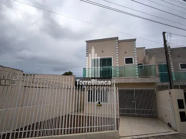 Sobrado com 123m² 3 quartos e 3 banheiros, à venda, no bairro Colônia Dona Luíza em Ponta Grossa