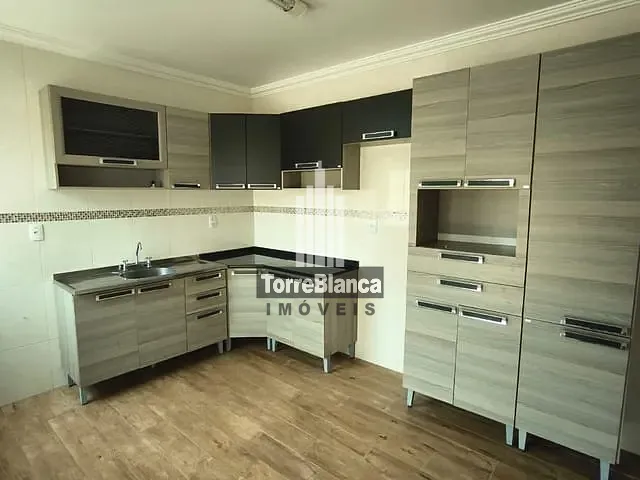 Sobrado com 123m² 3 quartos e 3 banheiros, à venda, no bairro Colônia Dona Luíza em Ponta Grossa
